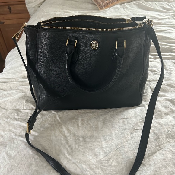 Tory Burch Handbags - Tory Burch black leather tote